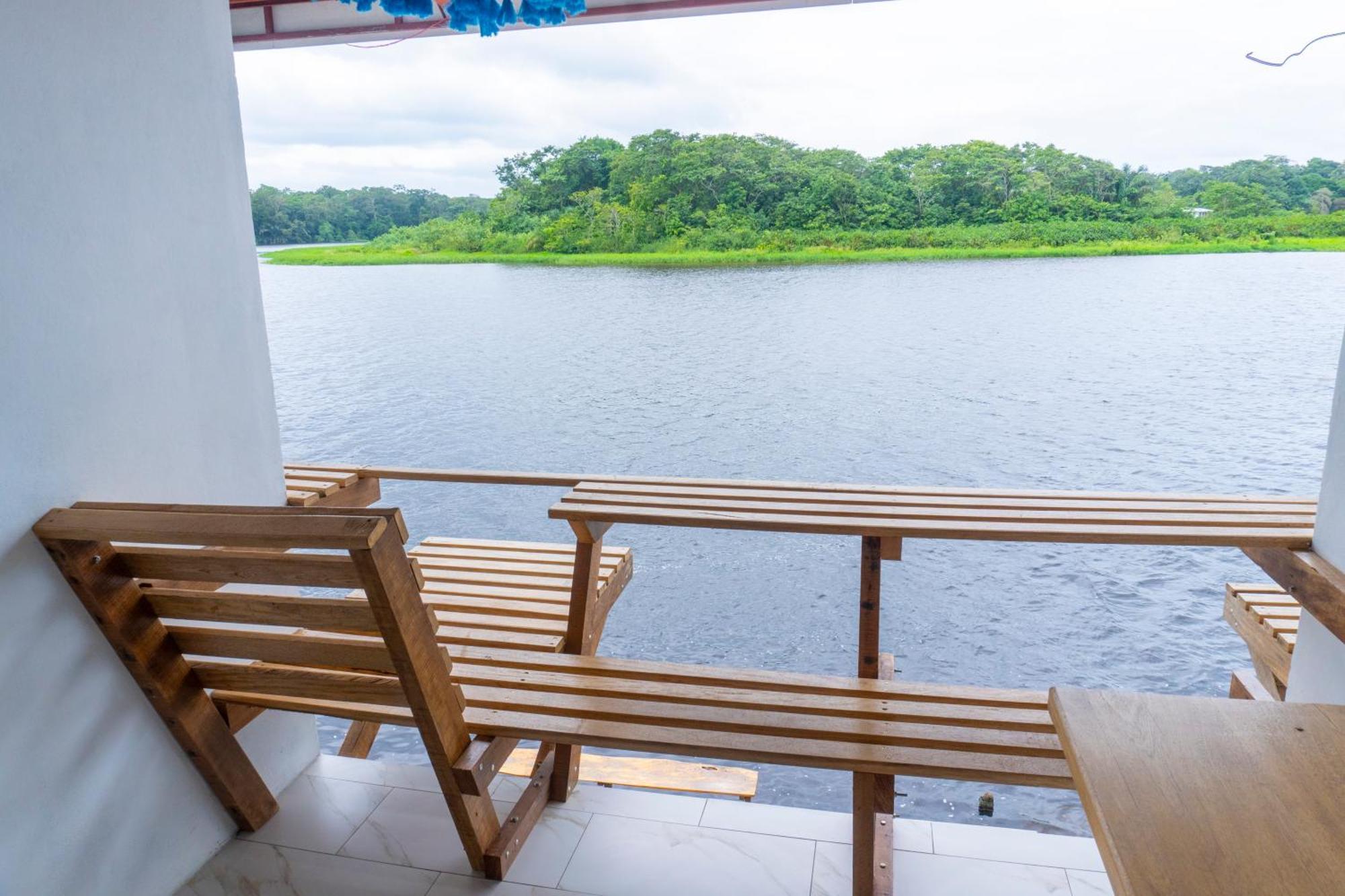 Hotel Pura Natura Riverside Tortuguero Exterior photo