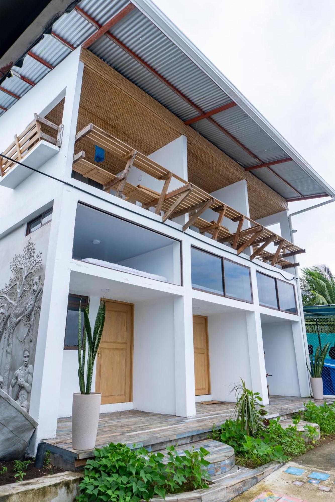 Hotel Pura Natura Riverside Tortuguero Exterior photo